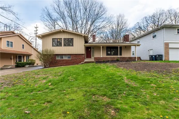 887 Delaware Avenue, Akron, OH 44303