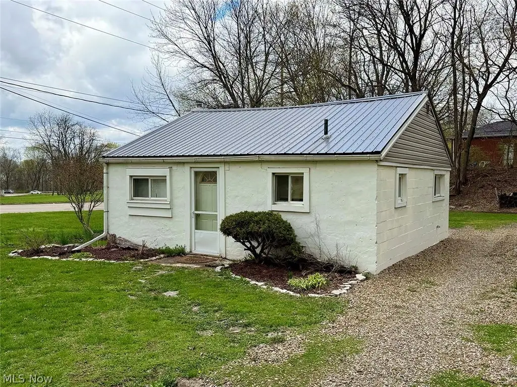 1610 Connecticut Se Avenue, Massillon, OH 44646 - #1