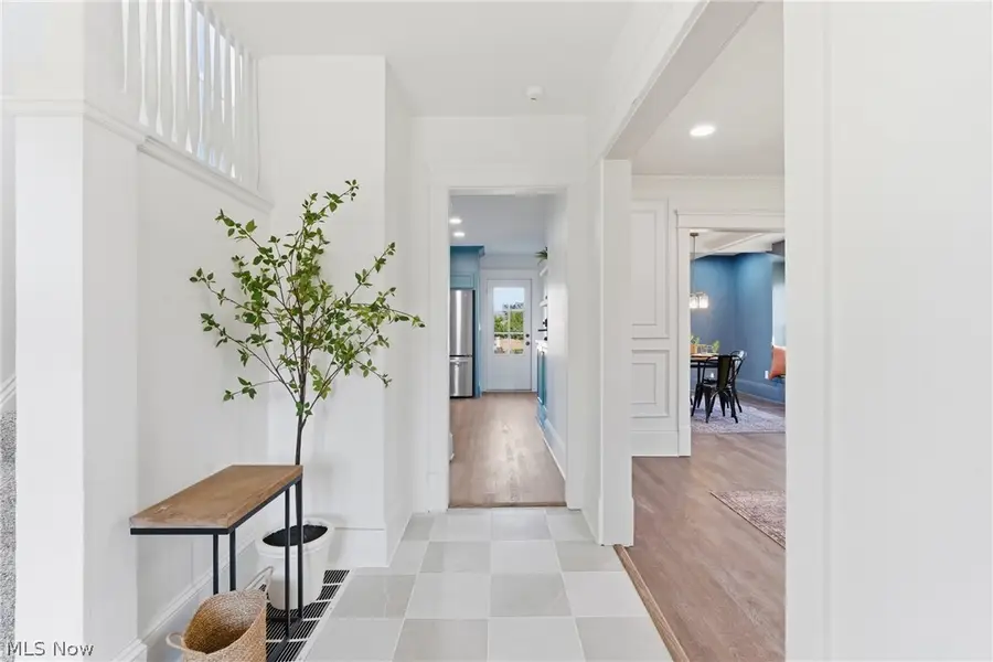 218 N Huntington Street, Medina, OH 44256 - #3