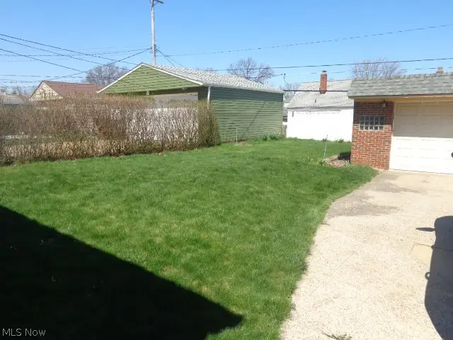 5706 Brownfield Drive, Parma, OH 44129 - #3