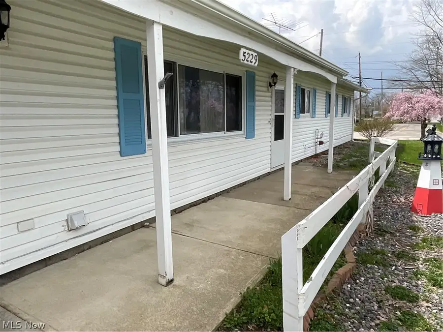 5229 Devon Drive, Vermilion, OH 44089 - #2