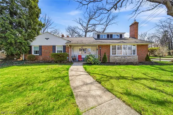 25301 Wolf Road, Bay Village, OH 44140