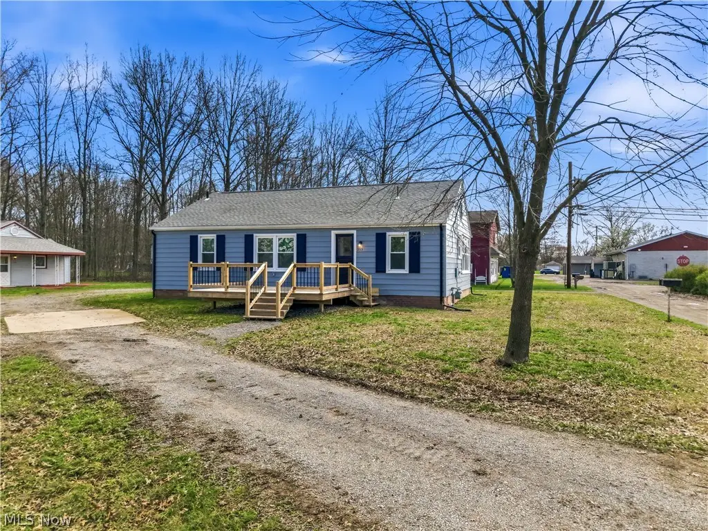 335 N 11th Street, Sebring, OH 44672 - #1