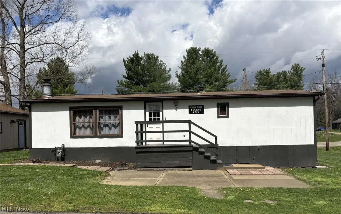 2276 Lodge Sw Road, Sherrodsville, OH 44675 - #1