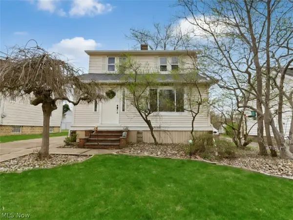 5162 Oakmont Drive, Lyndhurst, OH 44124