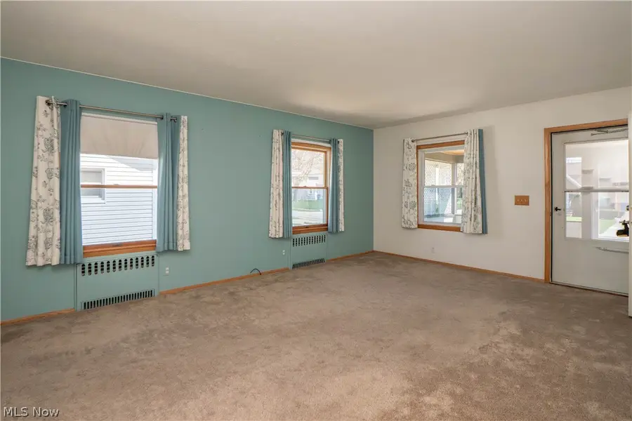 5372 Porter Road, North Olmsted, OH 44070 - #3