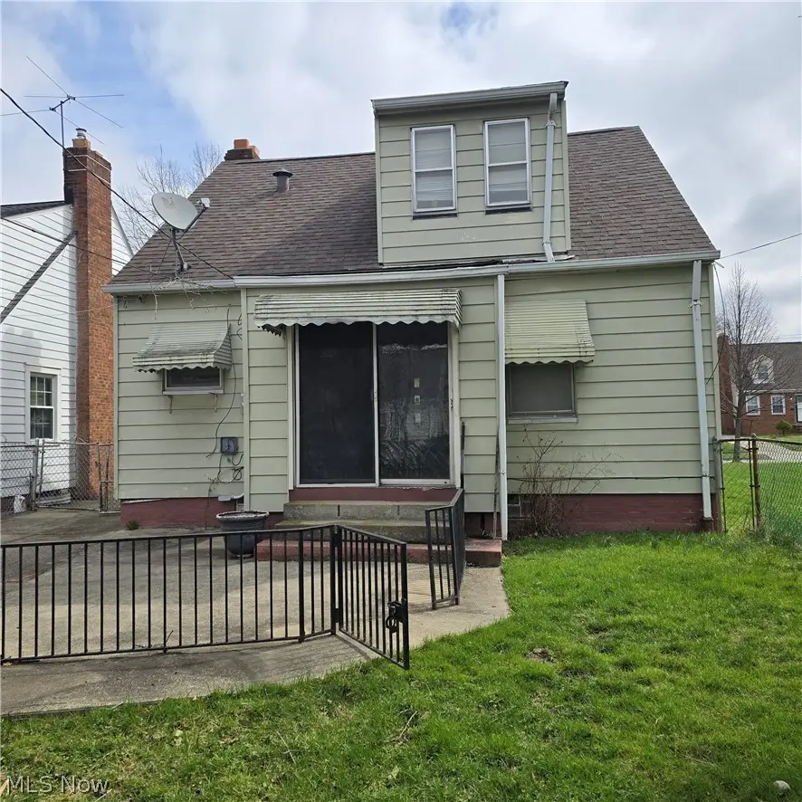 3710 Pennington Road, Shaker Heights, OH 44120 - #2