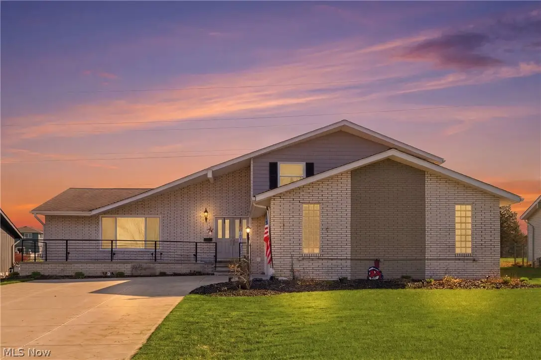 13901 Bennington Boulevard, Middleburg Heights, OH 44130 - #1