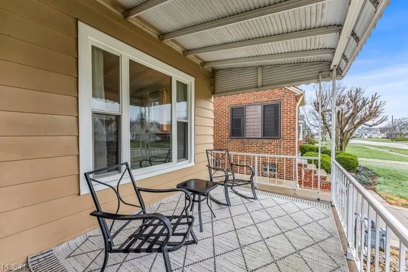 5803 Renwood Drive, Parma, OH 44129 - #3