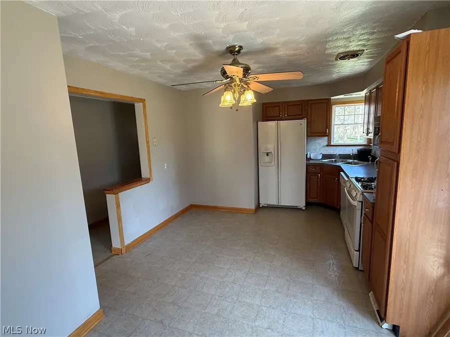 4362 Porter Road, North Olmsted, OH 44070 - #2