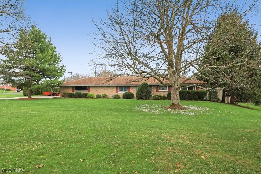 14560 Cenfield Ne Street, Alliance, OH 44601 - #1