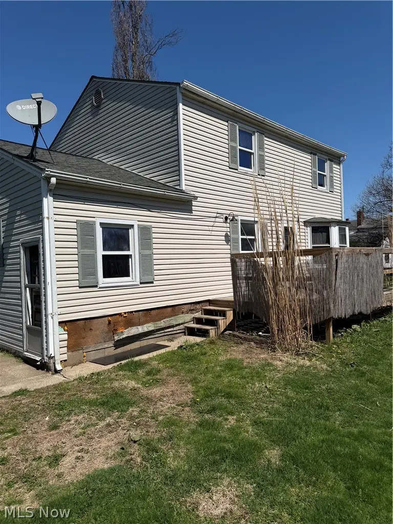 311 South Nw Street, Navarre, OH 44662 - #3