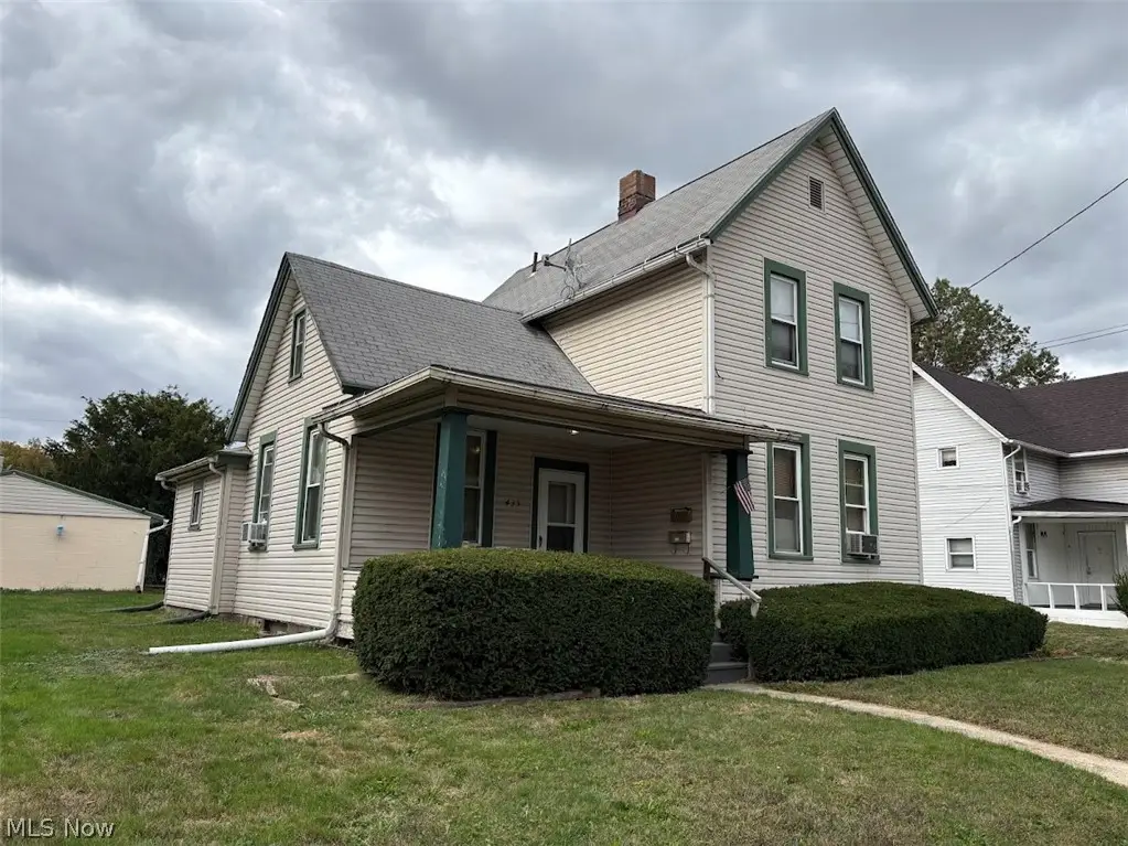 435 Hazlett Nw Avenue, Canton, OH 44708 - #1