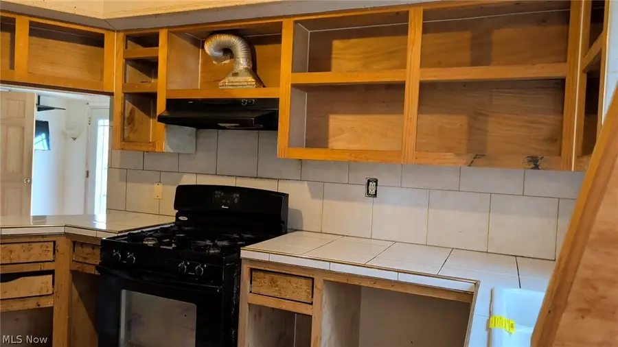 1857 12th Sw Street, Akron, OH 44314 - #3