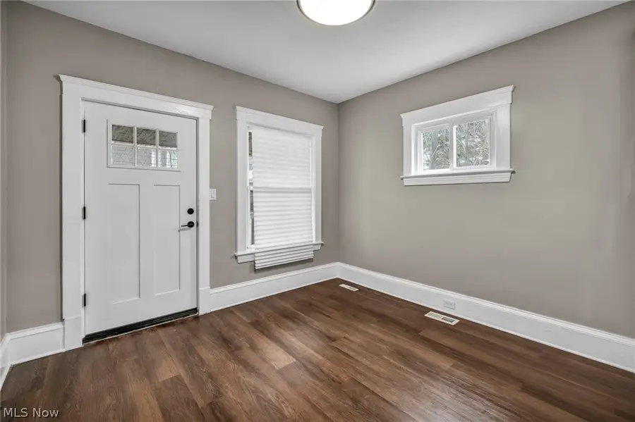 3570 Sykora Rd, Cleveland, OH 44105 - #3