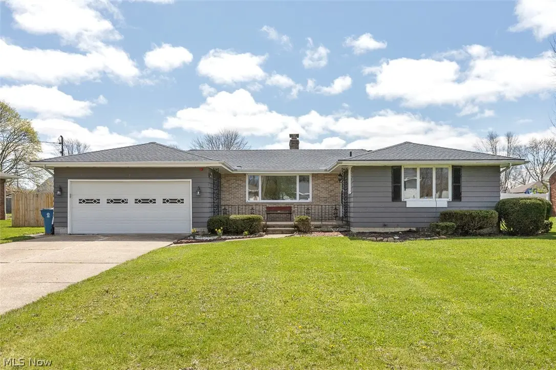 3827 Valleyview Drive, Lorain, OH 44053 - #1