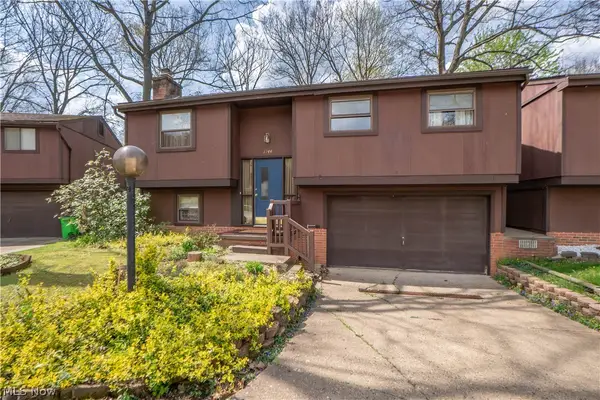 1744 Oak Trail Ne Street, Massillon, OH 44646