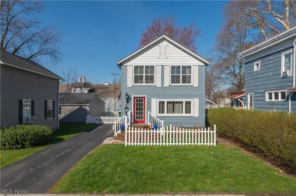 686 Perry Street, Vermilion, OH 44089