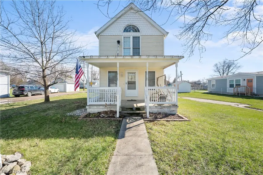 515 W 2nd Street, Port Clinton, OH 43452 - #3