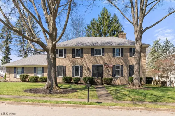 4705 Woodland Nw Avenue, Canton, OH 44709