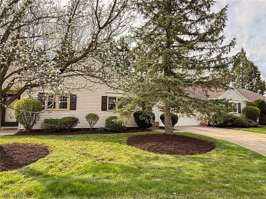 92 Sturbridge Drive, Medina, OH 44256 - #2