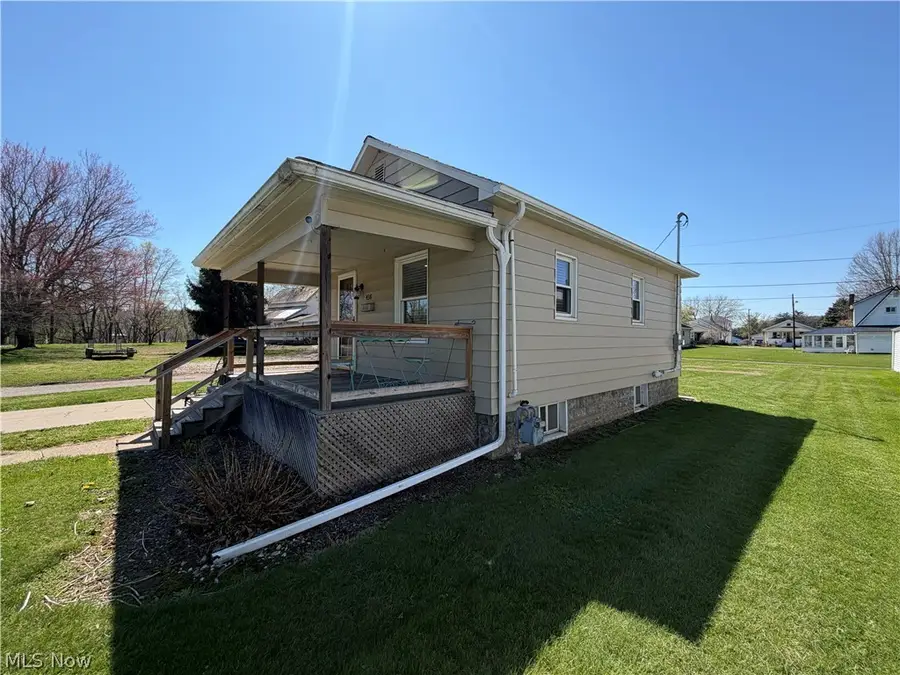438 Nugent Street, Newcomerstown, OH 43832 - #3