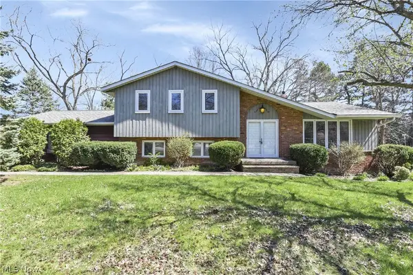 6555 Hunt Circle, Mayfield Village, OH 44143