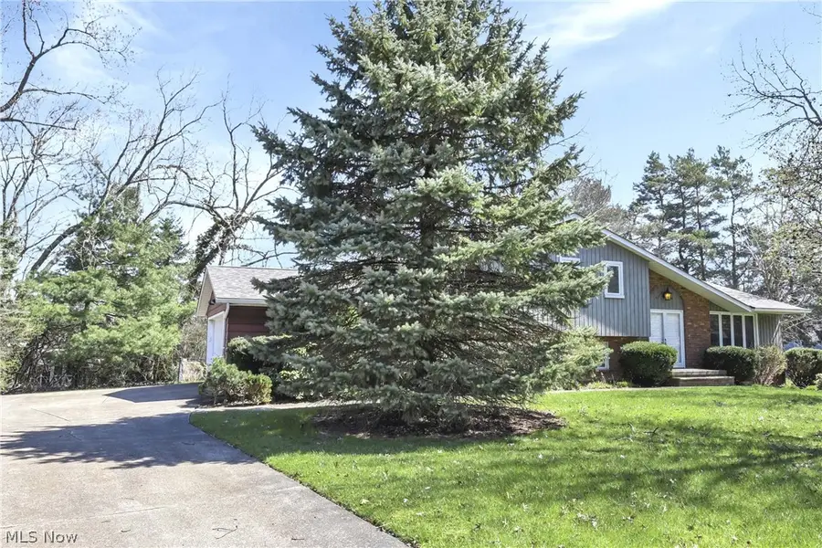 6555 Hunt Circle, Mayfield, OH 44143 - #3