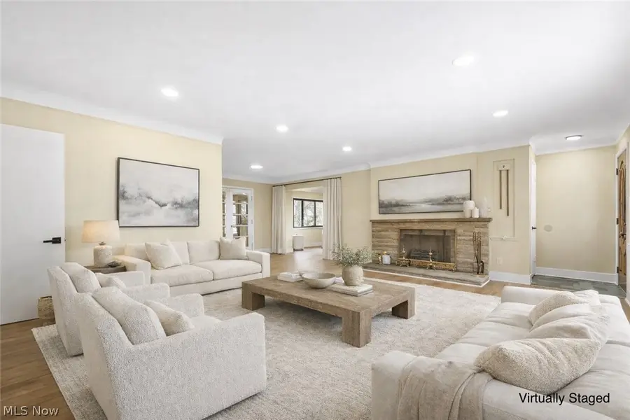 6370 Manchester Road, Parma, OH 44129 - #2