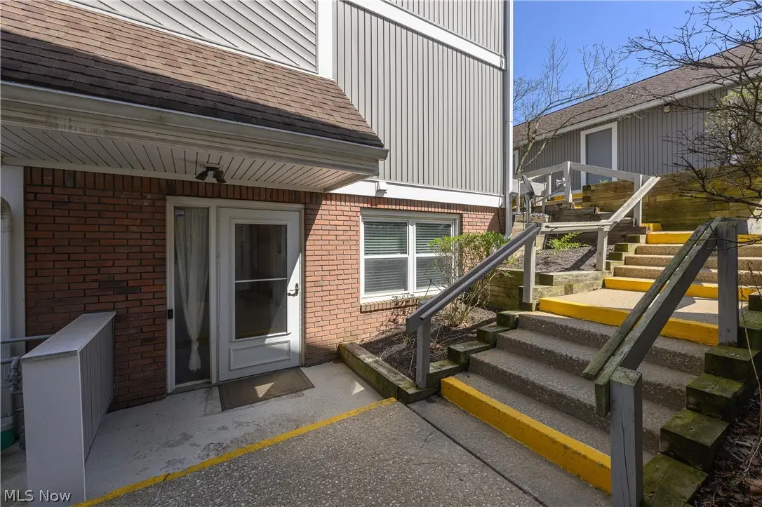 243 Portage Lakes Drive #E, Akron, OH 44319 - #1