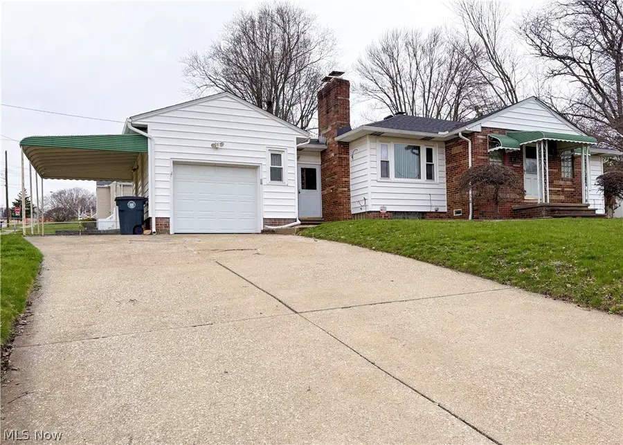 1528 Hammel Street, Akron, OH 44306 - #2