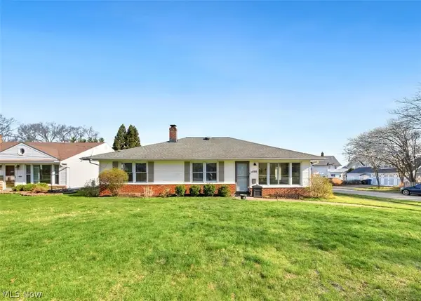 23904 Lake Road, Bay Village, OH 44140