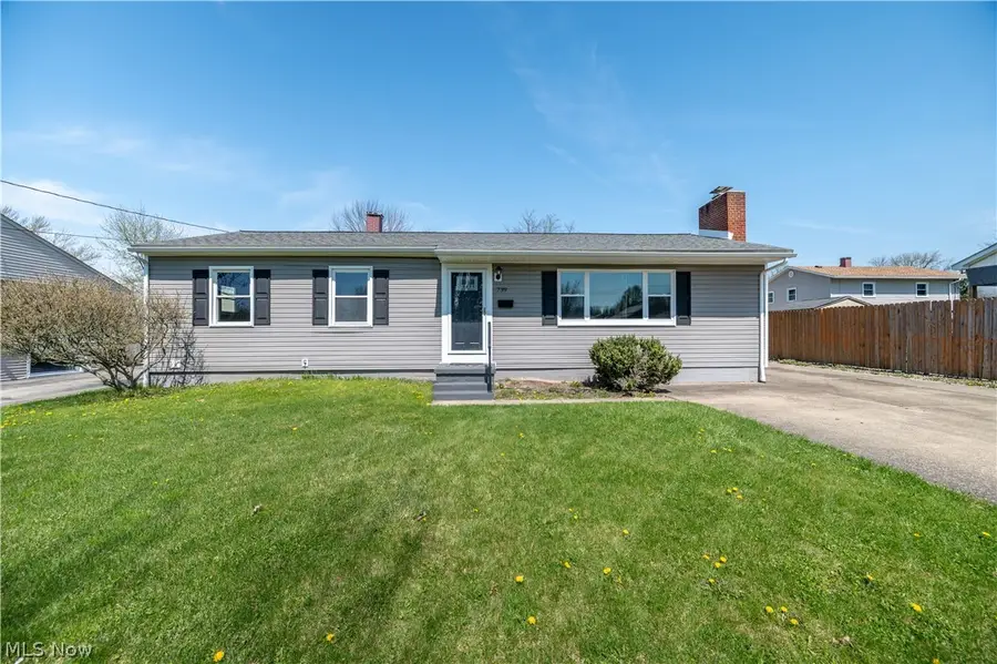 739 Notre Dame Avenue, Austintown, OH 44515 - #2