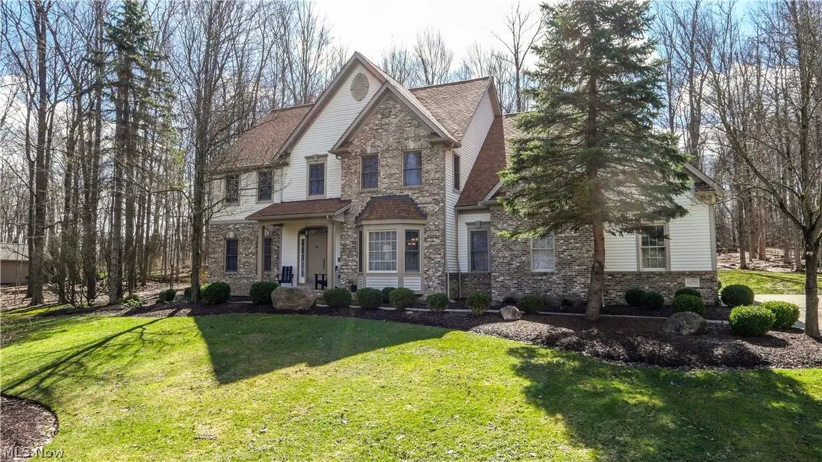 11779 Derbyshire Lane, Chagrin Falls, OH 44023 - #1