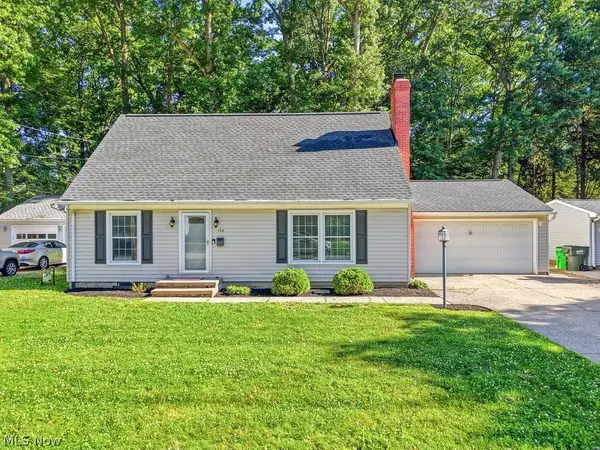 136 Pinehurst Road, Munroe Falls, OH 44262