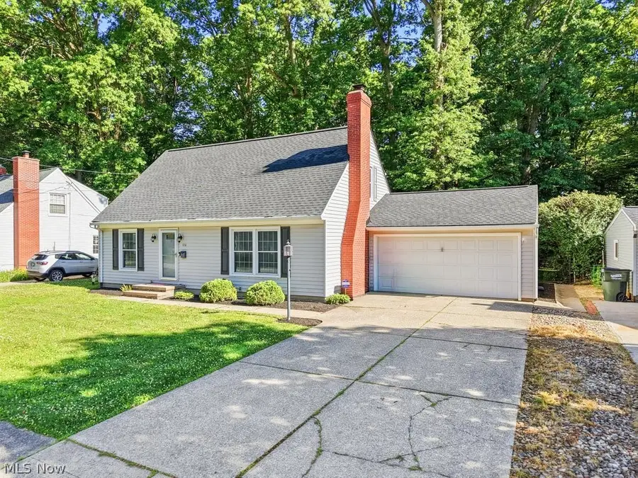 136 Pinehurst Road, Munroe Falls, OH 44262 - #3