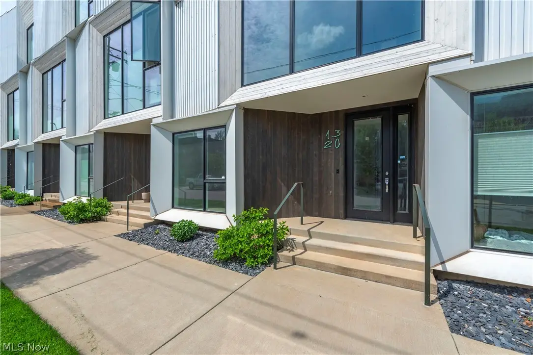 1320 W 58th Street, Cleveland, OH 44102 - #1