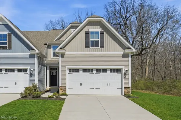 1581 Mud Brook Court, Akron, OH 44313