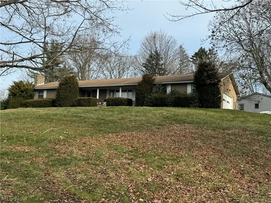 10875 Dolphin Sw Street, Beach City, OH 44608 - #2