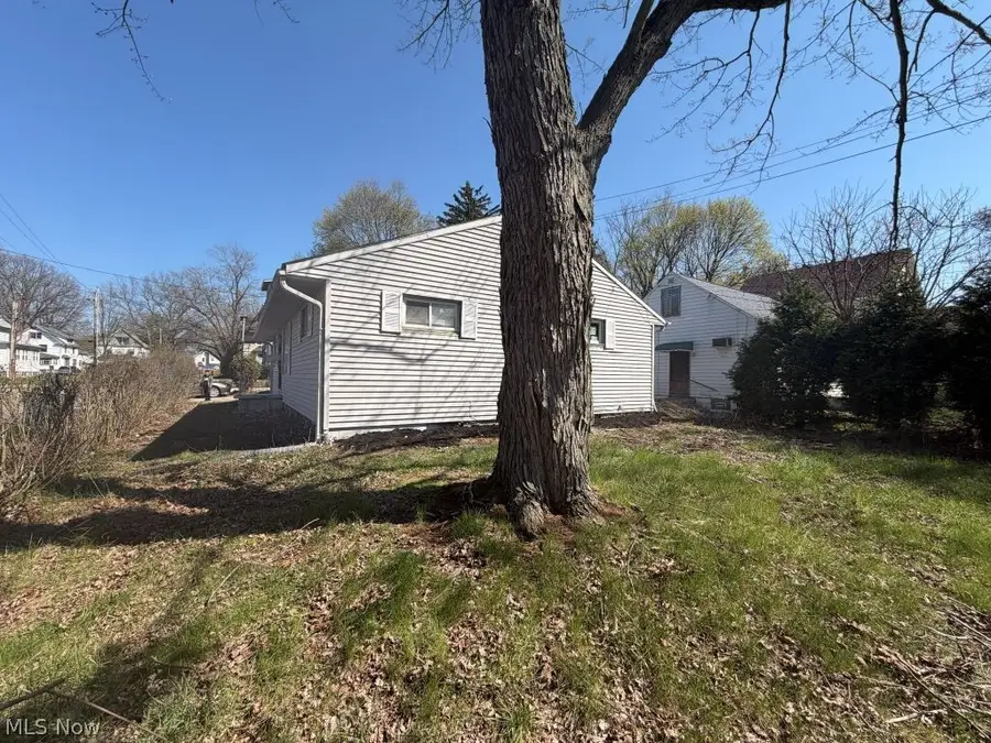 22 Uhler Avenue, Akron, OH 44310 - #3
