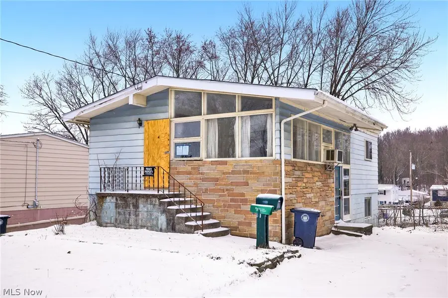 1159 Jeanie J Avenue, Akron, OH 44310 - #3