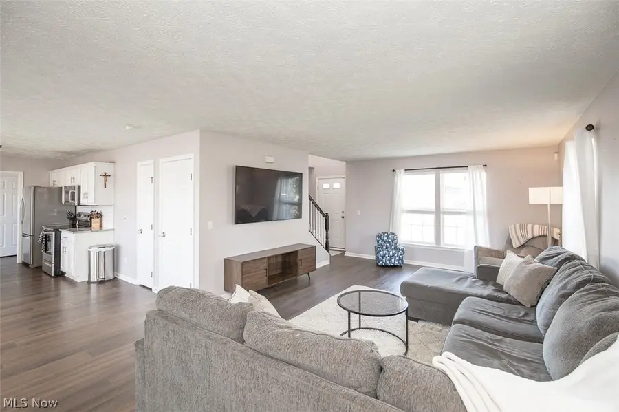 887 Woodfield Lane, Brunswick, OH 44212 - #2