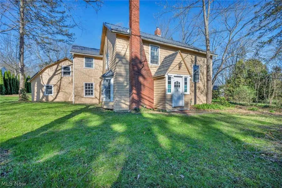 2526 River Road, Willoughby Hills, OH 44094 - #2