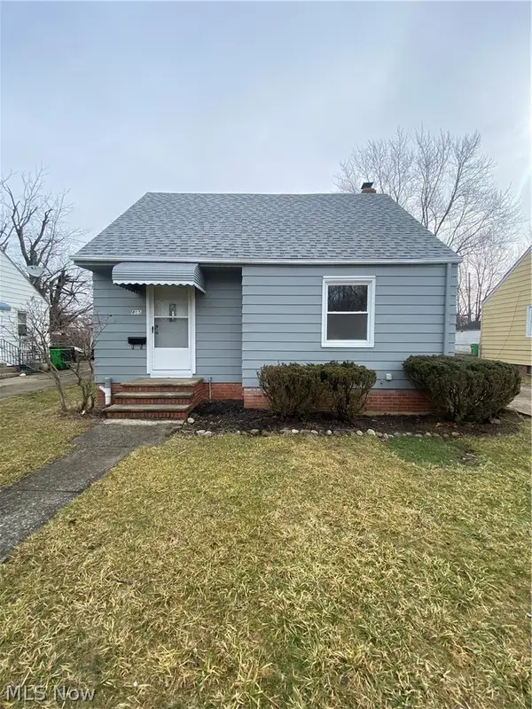 805 E 254th Street, Euclid, OH 44132