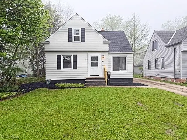 1206 Washington Boulevard, Mayfield Heights, OH 44124 - #1