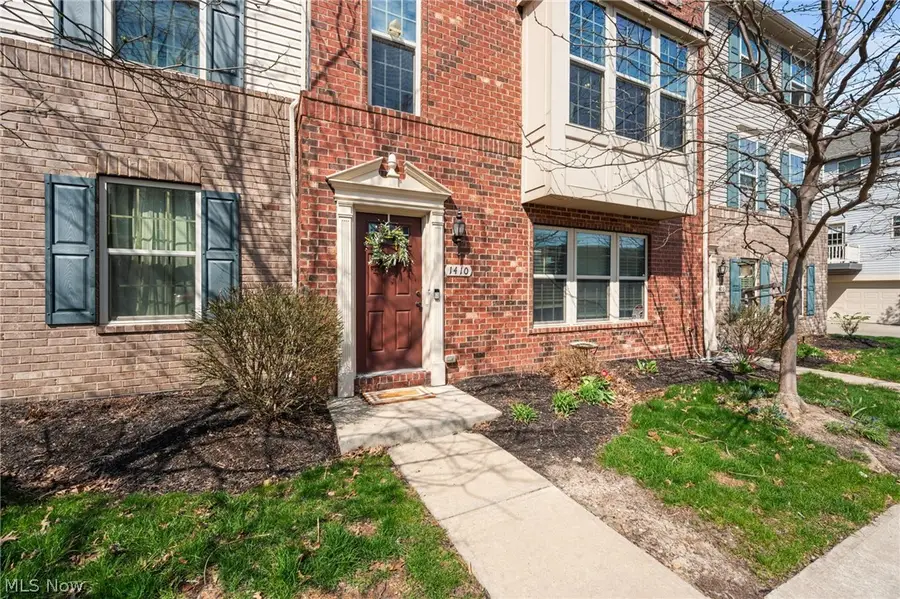 1410 Hopkins Avenue, Lakewood, OH 44107 - #3