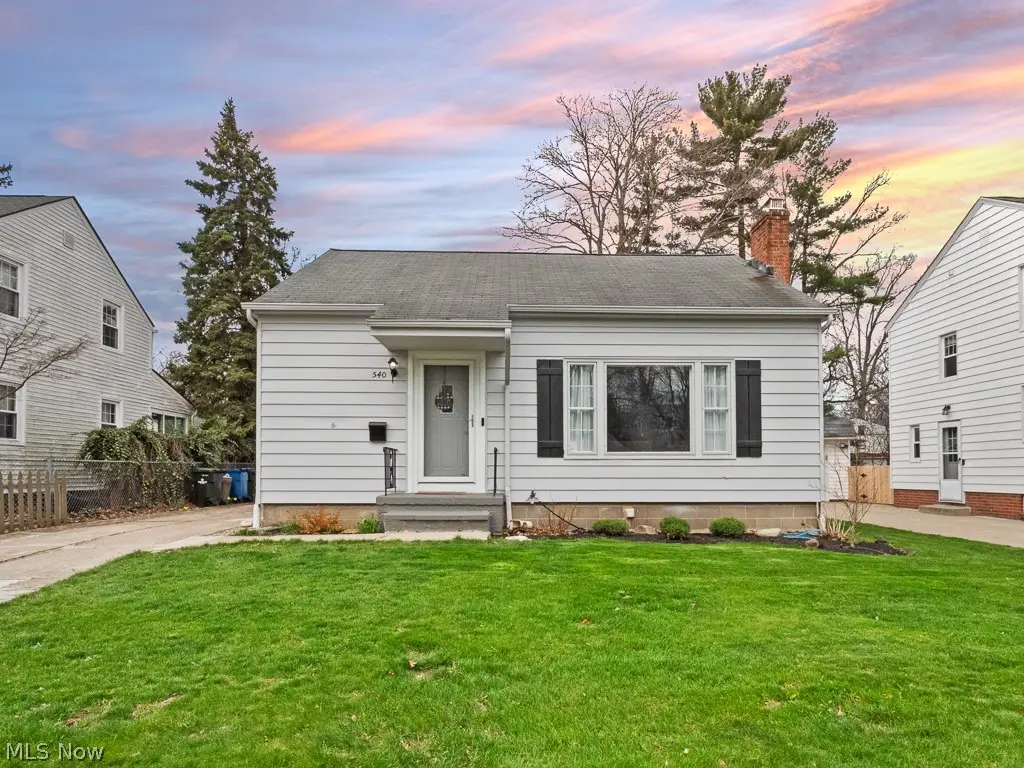540 Kenilworth Road, Bay Village, OH 44140 - #1