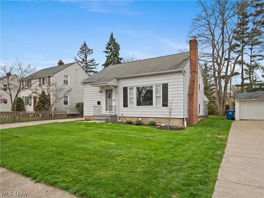 540 Kenilworth Road, Bay Village, OH 44140 - #2