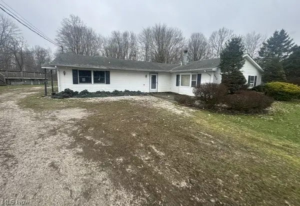 4474 Wilson Sharpsville Road, Cortland, OH 44410