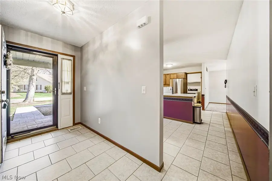 6183 Worthington Lane #12B, Mentor, OH 44060 - #3